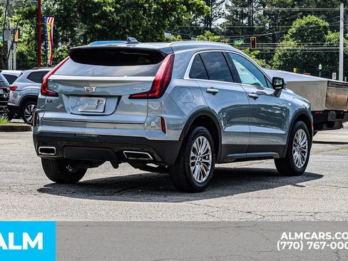 Used 2024 Cadillac XT4 Premium Luxury FWD image 5