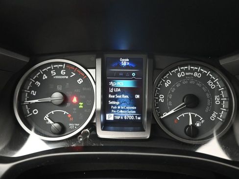 Used 2023 Toyota Tacoma TRD Sport image 15