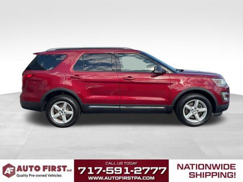 Used 2016 Ford Explorer XLT AWD/4WD image 3