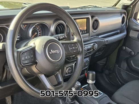 Used 2023 Jeep Gladiator Sport AWD/4WD image 12
