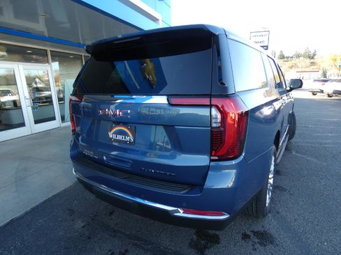New 2026 GMC Yukon XL Elevation image 3