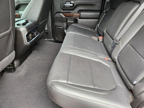 Used 2022 GMC Sierra 2500 SLT w/ SLT Convenience Package AWD/4WD image 28