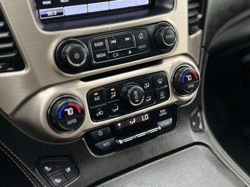 Used 2020 GMC Yukon Denali w/ Denali Ultimate Package AWD/4WD image 13