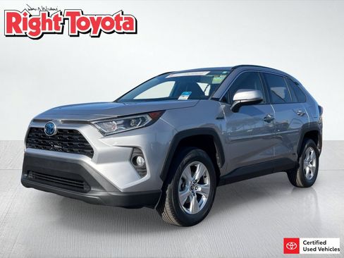 Certified 2021 Toyota RAV4 XLE w/ Carpet Mat Package (TMS) AWD/4WD image 1