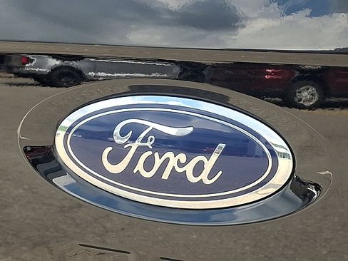 Used 2022 Ford F150 XLT w/ Equipment Group 302A High AWD/4WD image 29