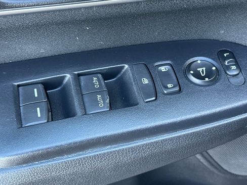 Certified 2021 Honda CR-V EX image 12