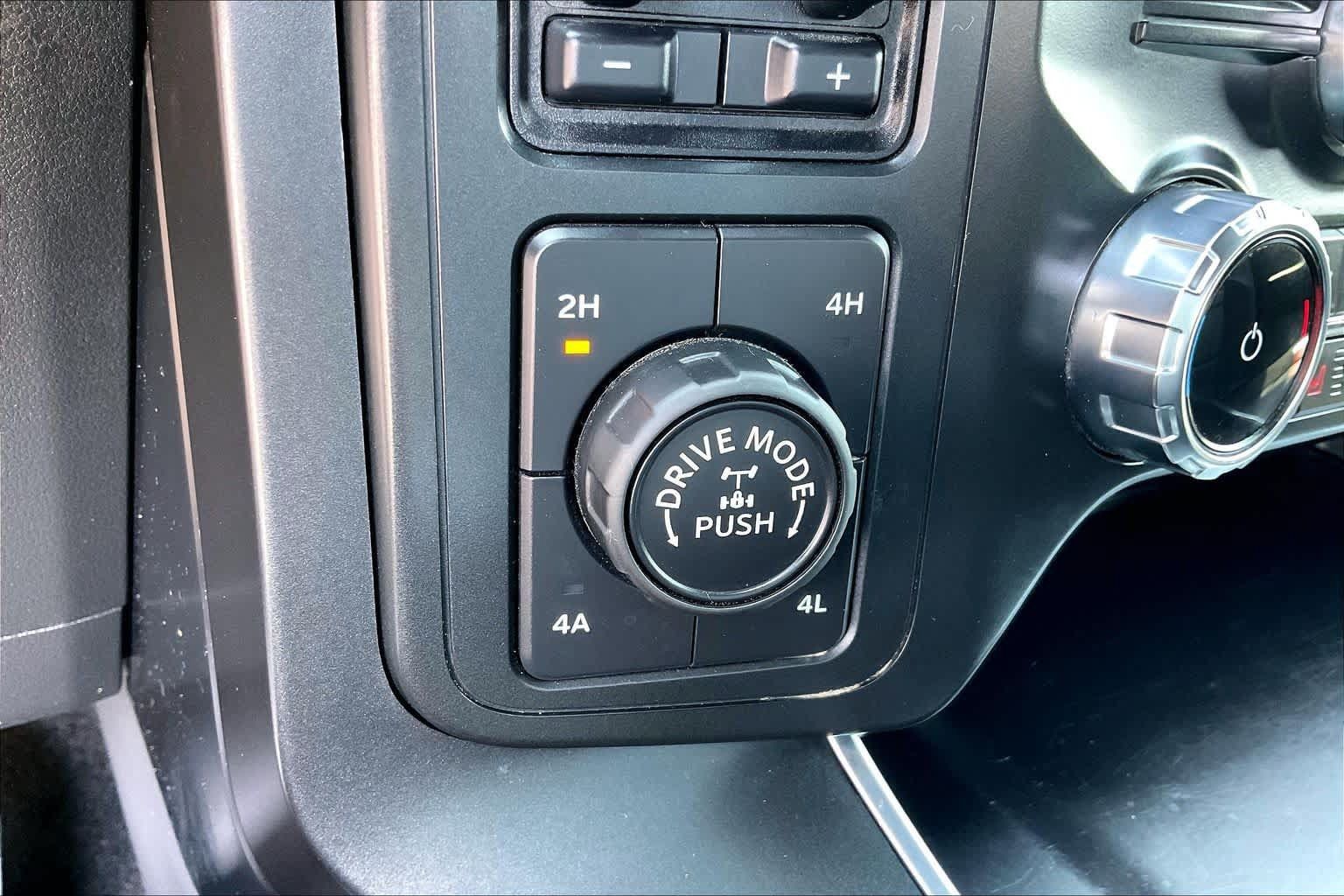 Used 2022 Ford F150 Raptor w/ Equipment Group 801A High AWD/4WD image 33
