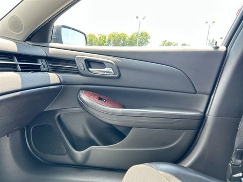 Used 2013 Chevrolet Malibu Eco w/ Power Convenience Package FWD image 31