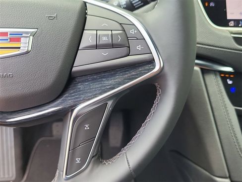 New 2025 Cadillac XT5 Premium Luxury image 21