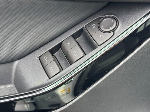 New 2026 Chevrolet Equinox LT w/ Midnight Edition image 11