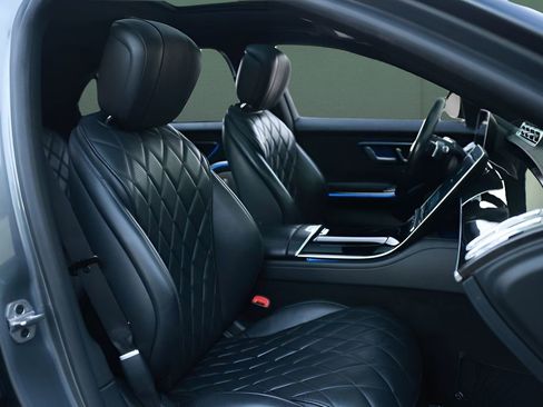 Used 2022 Mercedes-Benz S 500 4MATIC image 16