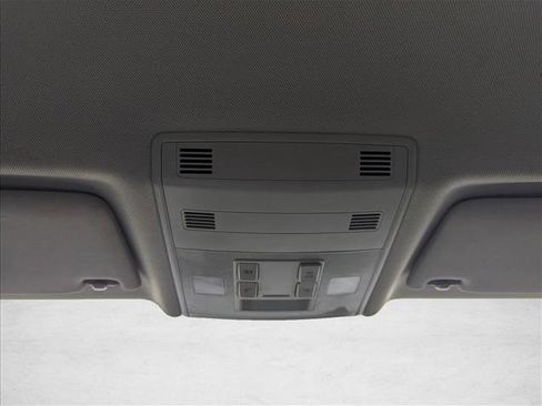 Used 2019 Volkswagen Jetta S image 19