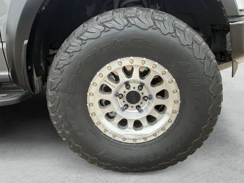 Used 2024 Ford F150 Raptor AWD/4WD image 23