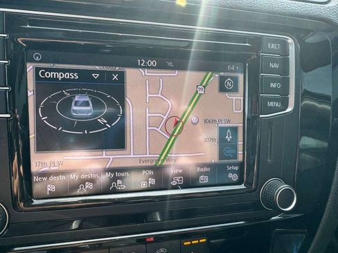 Used 2016 Volkswagen Jetta SEL FWD image 20