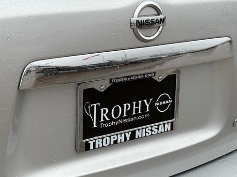 Used 2019 Nissan Pathfinder Platinum image 9