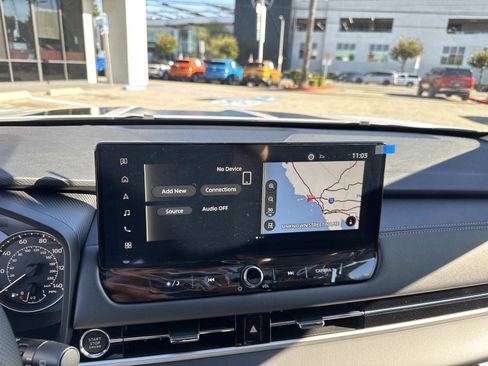 New 2026 Mitsubishi Outlander AWD image 19