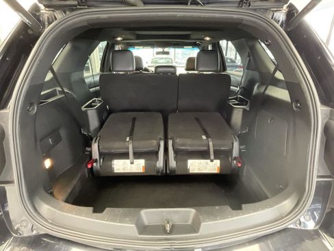 Used 2017 Ford Explorer XLT w/ Equipment Group 202A image 54