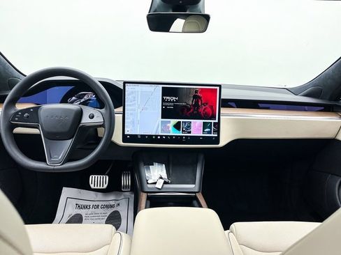 Used 2021 Tesla Model S Plaid image 23