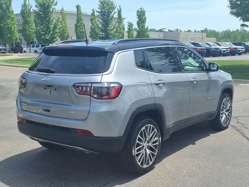Used 2023 Jeep Compass Limited w/ Elite Group AWD/4WD image 4