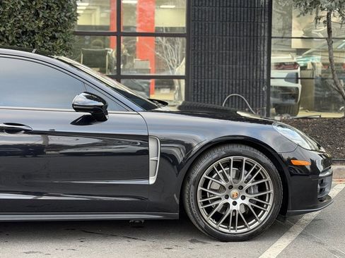 Used 2023 Porsche Panamera Platinum Edition image 23