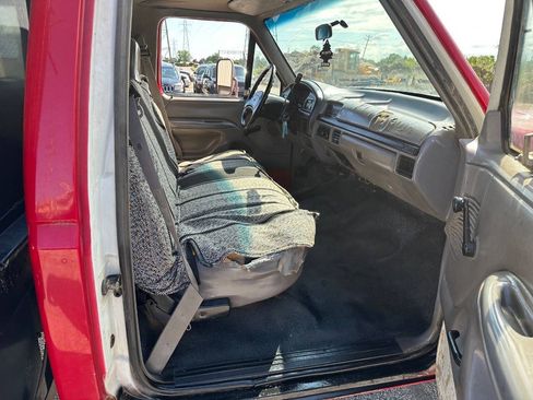 Used 1997 Ford F450 2WD Regular Cab Super Duty image 11