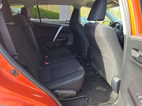 Used 2016 Toyota RAV4 LE AWD/4WD image 22