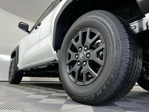 New 2025 Toyota 4Runner SR5 image 22