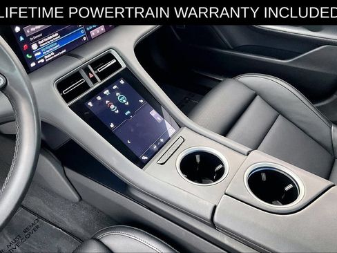 Used 2025 Porsche Taycan RWD image 17