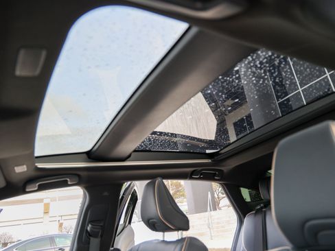 Certified 2026 Toyota Crown Nightshade image 33