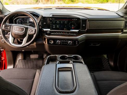 Used 2023 GMC Sierra 1500 Elevation image 8