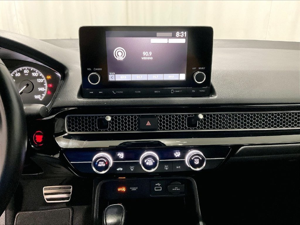 Used 2023 Honda Civic Sport image 25