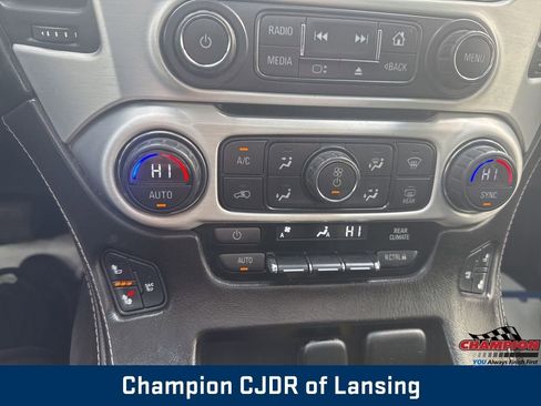 Used 2015 GMC Yukon XL SLT image 35