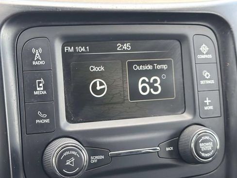 Used 2018 Jeep Cherokee Latitude w/ Altitude Package FWD image 32