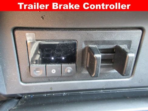 Used 2021 Nissan Titan PRO-4X w/ Pro-4x Convenience Package AWD/4WD image 19