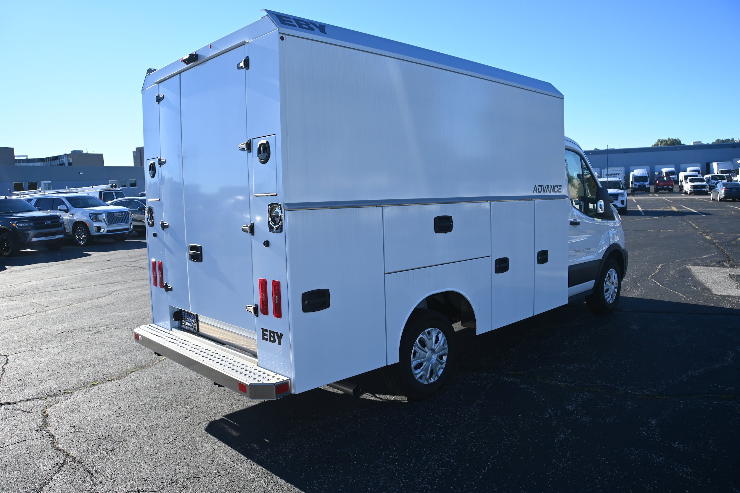 Used 2025 Ford Transit 350 w/ Exterior Upgrade Package RWD image 4