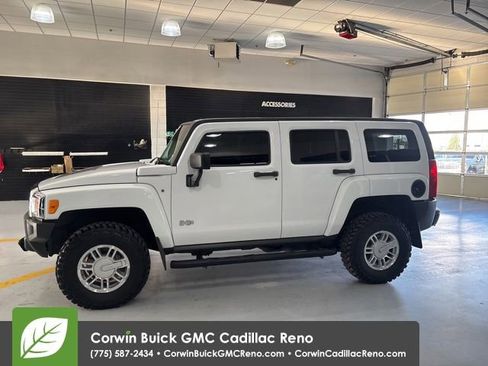Used 2006 HUMMER H3 AWD/4WD image 3