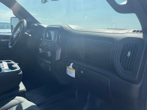 New 2025 GMC Sierra 2500 Pro w/ Convenience Package image 30