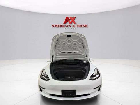 Used 2020 Tesla Model 3 Standard Range Plus image 40