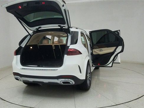 Used 2025 Mercedes-Benz GLE 350 4MATIC w/ AMG Line Exterior image 76