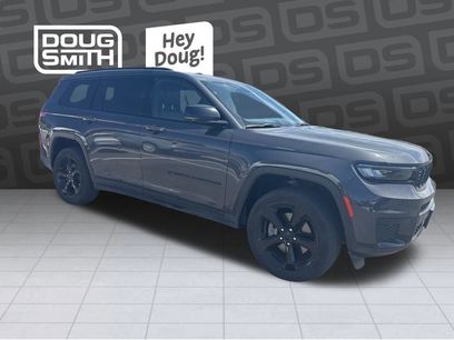 Used 2023 Jeep Grand Cherokee L Laredo