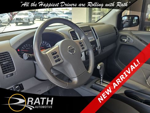 Used 2019 Nissan Frontier SV w/ Value Truck Package image 9