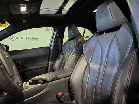 Used 2019 Lexus UX 200 F Sport image 15