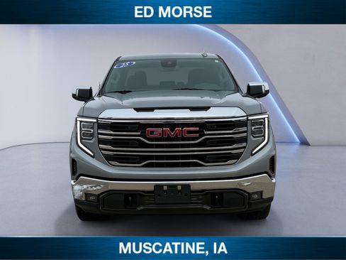 Used 2025 GMC Sierra 1500 SLT image 8