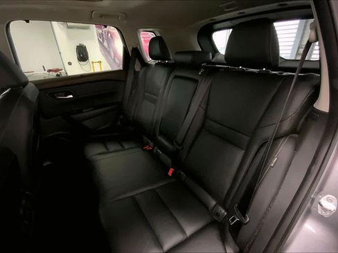 Used 2023 Nissan Rogue SL w/ SL Premium Package image 28