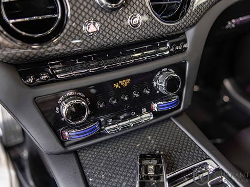 Used 2024 Rolls-Royce Ghost Black Badge image 36