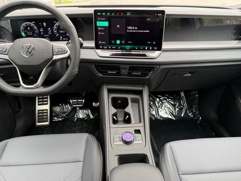 New 2026 Volkswagen Tiguan SE R-Line AWD/4WD image 6