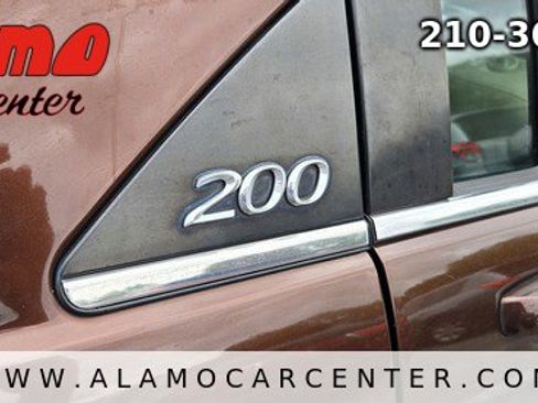 Used 2012 Chrysler 200 LX FWD image 12