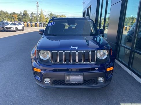 Used 2021 Jeep Renegade Latitude image 3