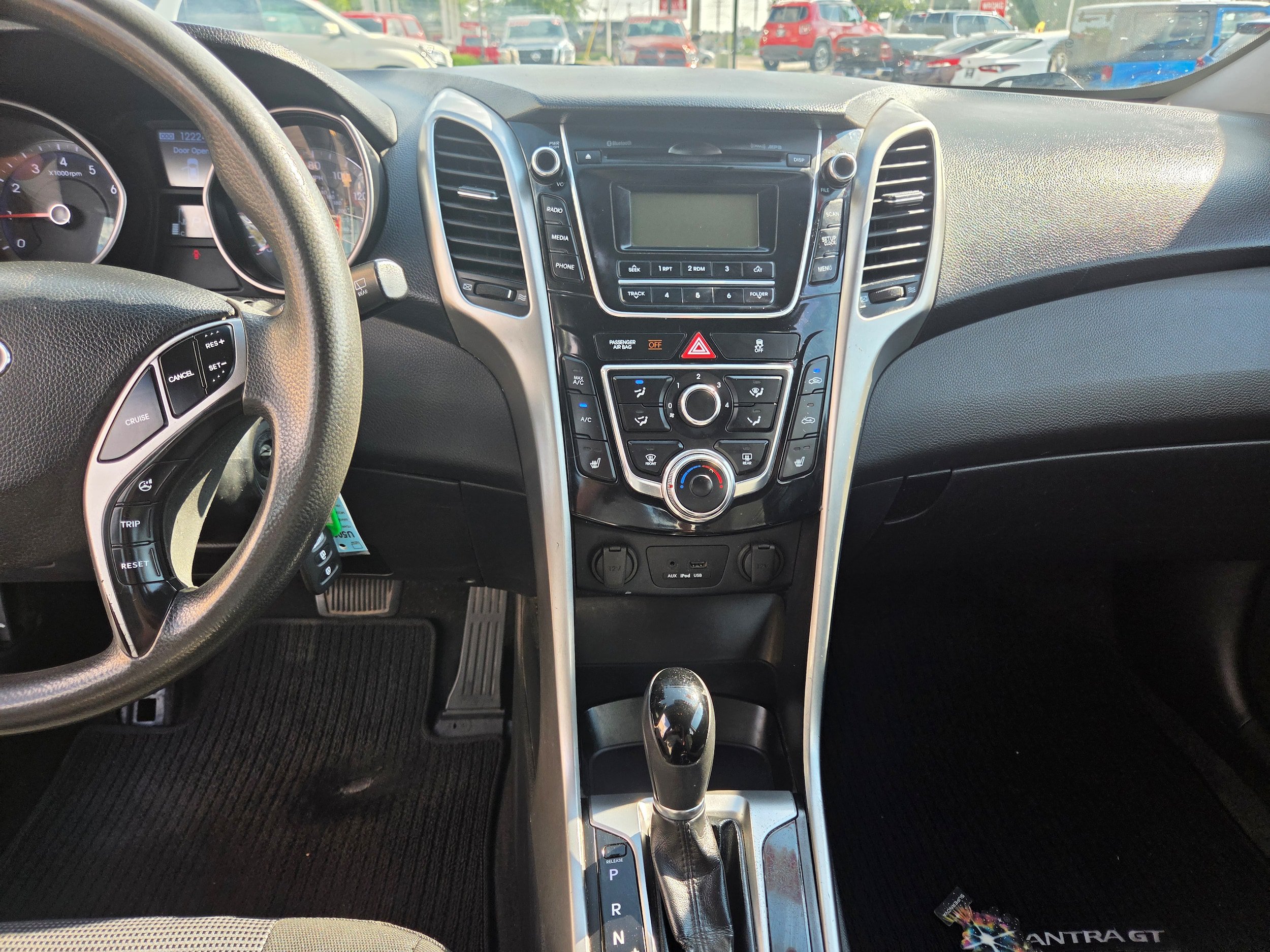 Used 2014 Hyundai Elantra GT FWD image 7