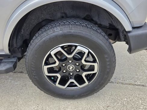Used 2022 Ford Bronco Outer Banks AWD/4WD image 25